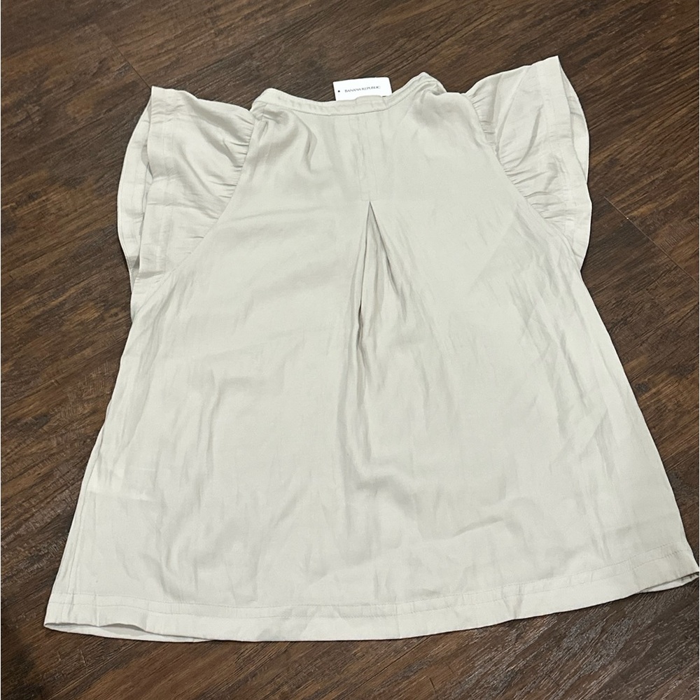 Banana Republic Women's Tan V-Neck Capped Sleeve Top Size S - Picture 2 of 11